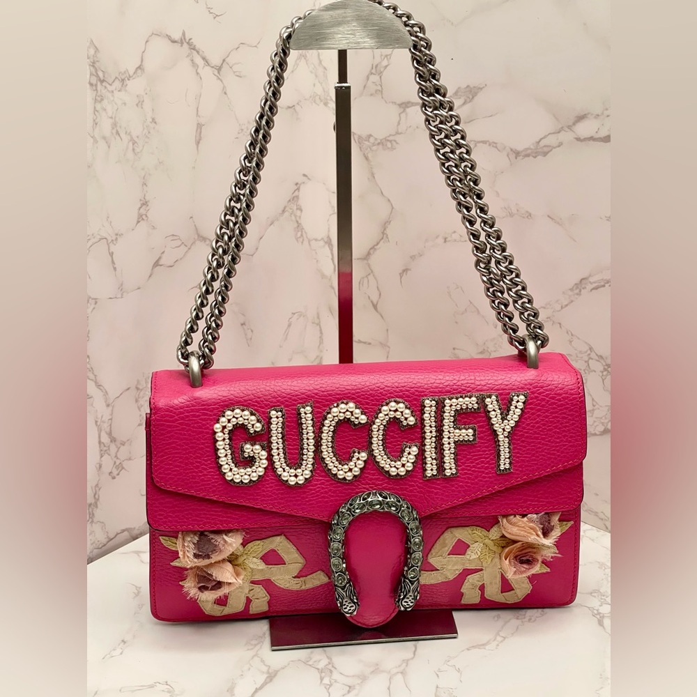 GUCCI Pebbles Calfskin Embellished Guccify Small Dionysus Shoulder Bag Rosa